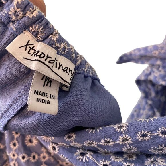 Xtraordinary Sleeveless Spaghetti Strap Eyelet Mini Dress in Size Medium - Picture 14 of 15